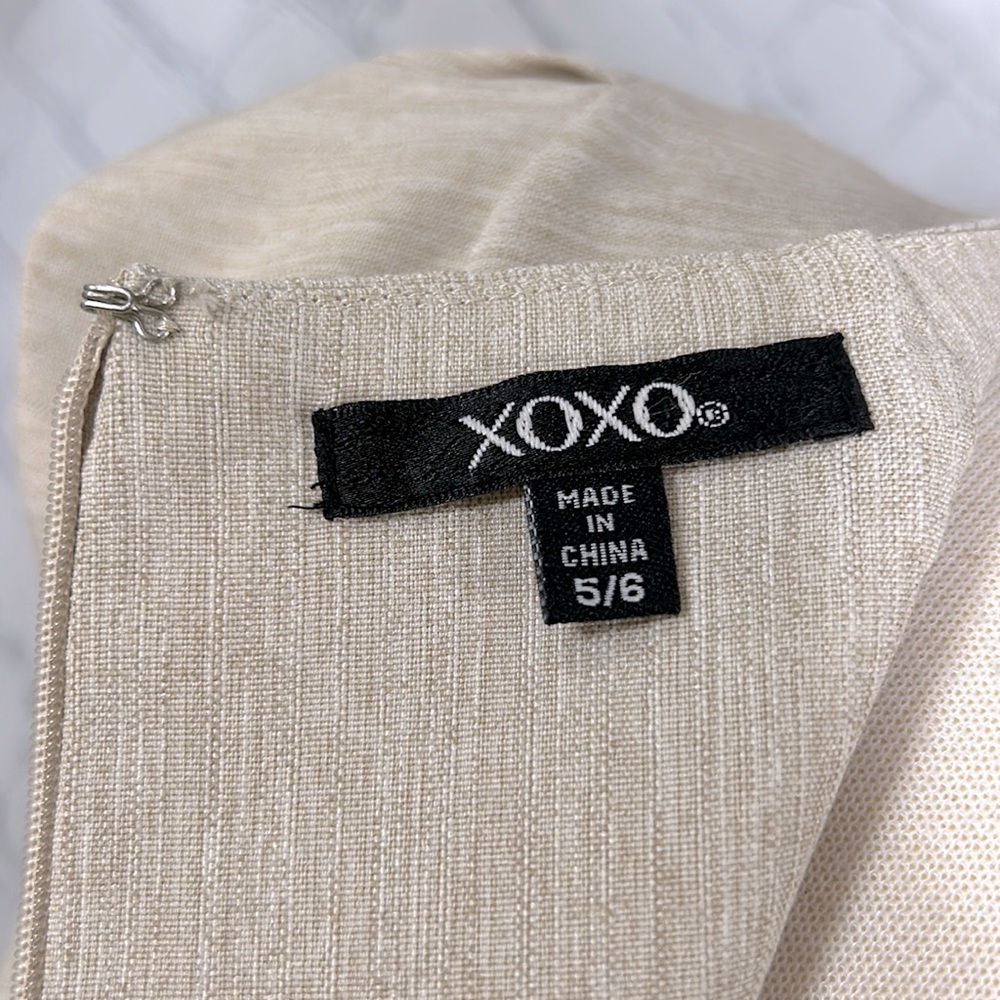 XOXO-  Pencil Cap Sleeve Dress With Belt Size 5-6 - Picture 6 of 8